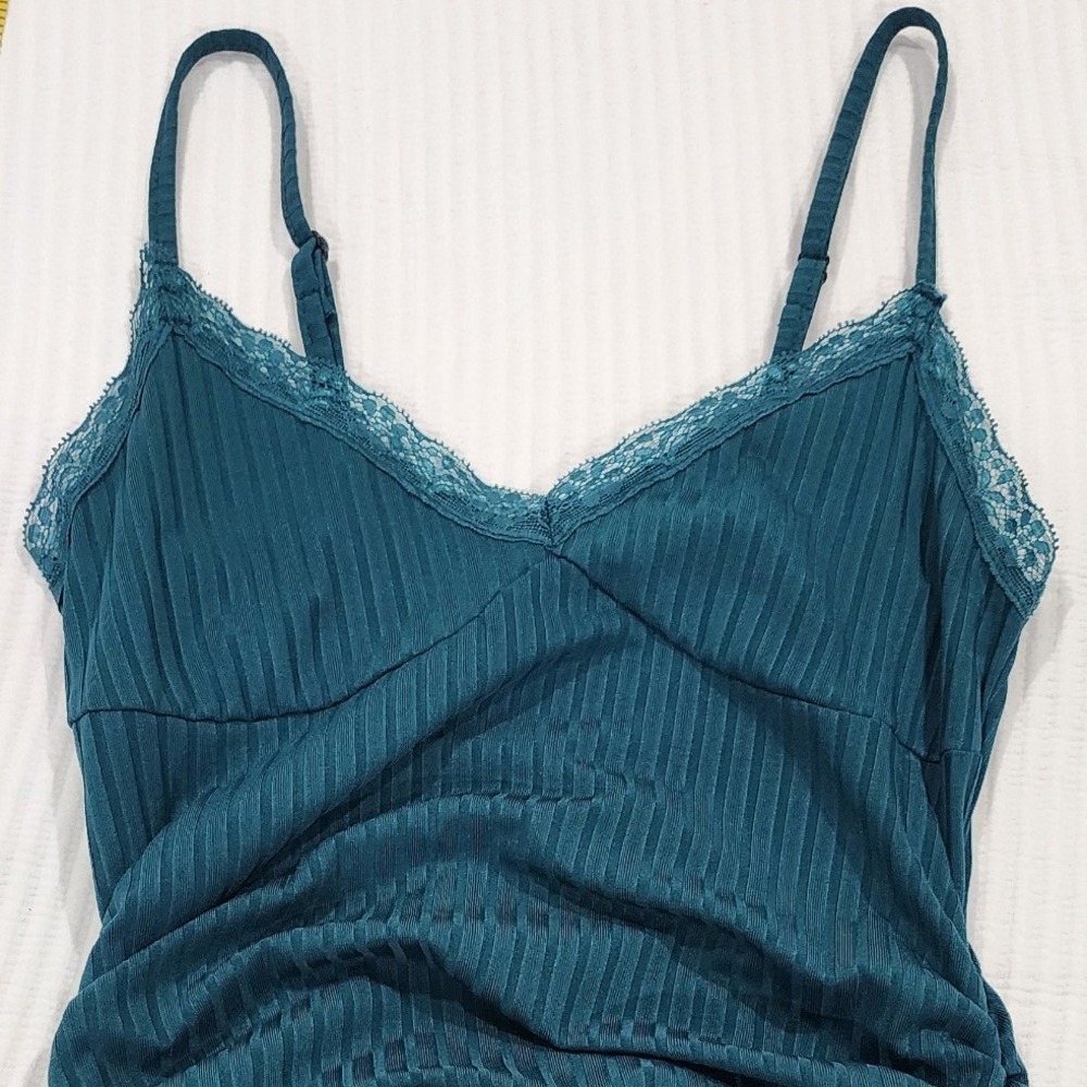 SHEIN Ivy Green Ribbed Bodycon Dress‎ Lace Trim Ruched Stretchy Mini Size S 4